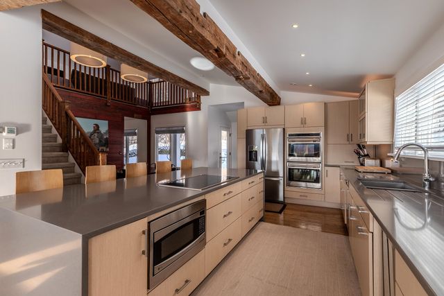 1060 Upper Hollow Road, Dorset, VT 05251