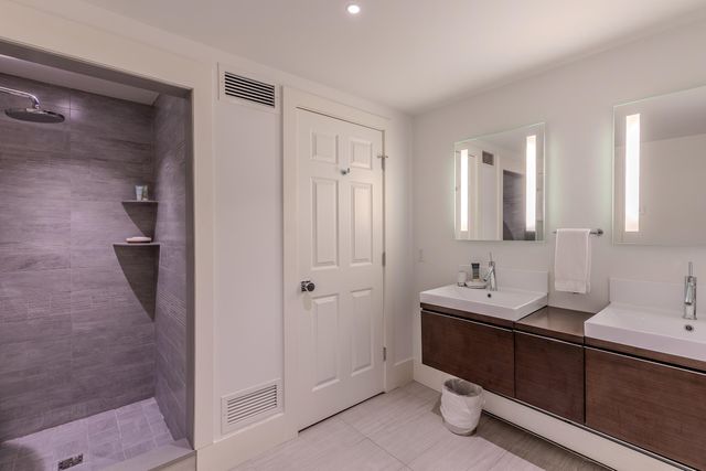 1060 Upper Hollow Road, Dorset, VT 05251