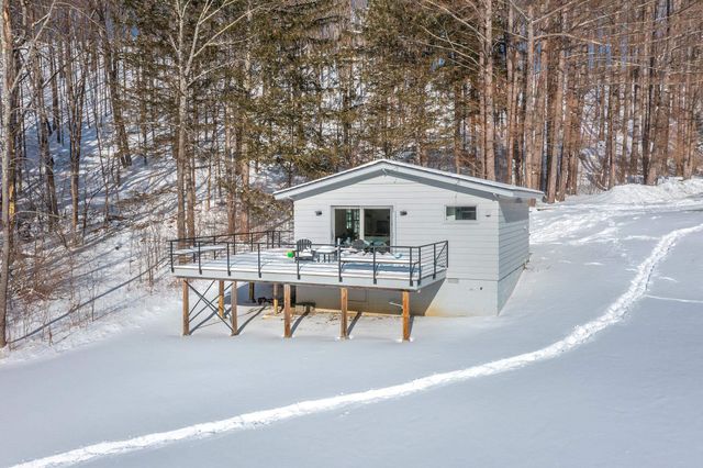1060 Upper Hollow Road, Dorset, VT 05251