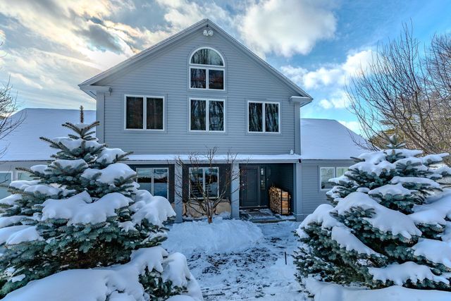 1060 Upper Hollow Road, Dorset, VT 05251