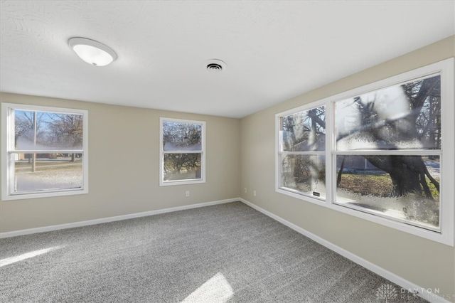 12130 Lakefront Drive, Hillsboro, OH 45133