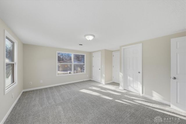 12130 Lakefront Drive, Hillsboro, OH 45133