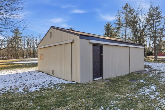 12130 Lakefront Drive, Hillsboro, OH 45133