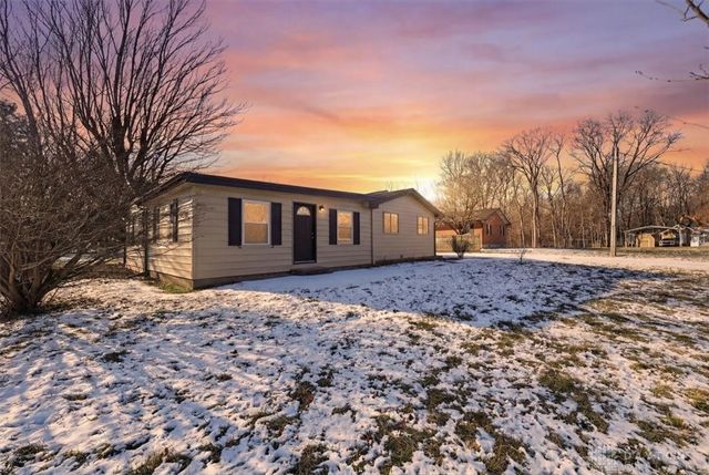 12130 Lakefront Drive, Hillsboro, OH 45133