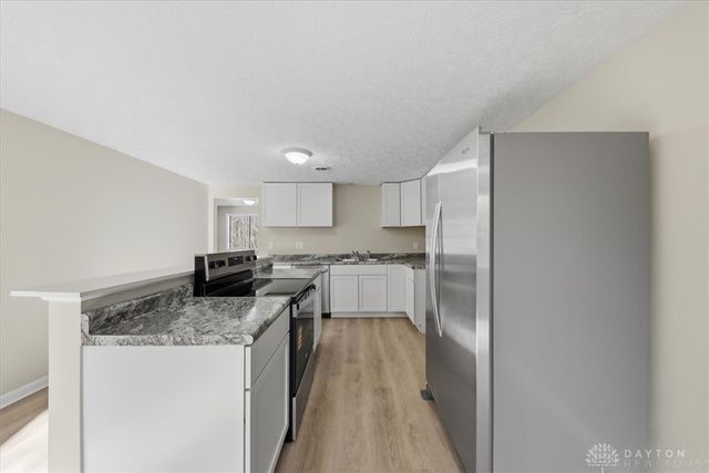 12130 Lakefront Drive, Hillsboro, OH 45133