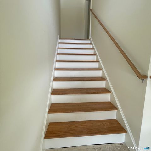 157 West Main Street 4, East Lyme, CT 06357