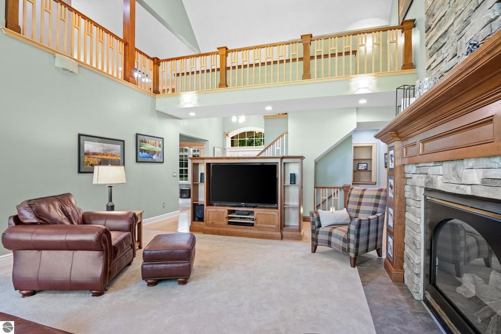 Image 12 of property listing at 3994 Harbour Town, Bellaire, MI 49615