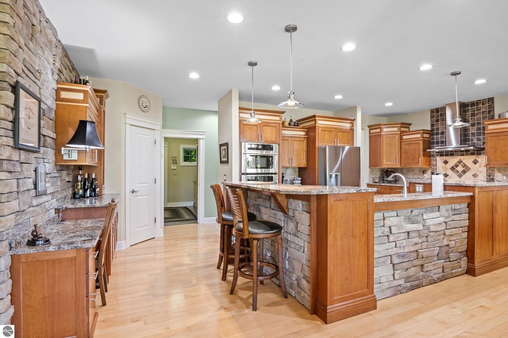 Image 22 of property listing at 3994 Harbour Town, Bellaire, MI 49615