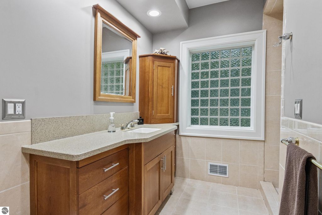 Image 29 of property listing at 3994 Harbour Town, Bellaire, MI 49615