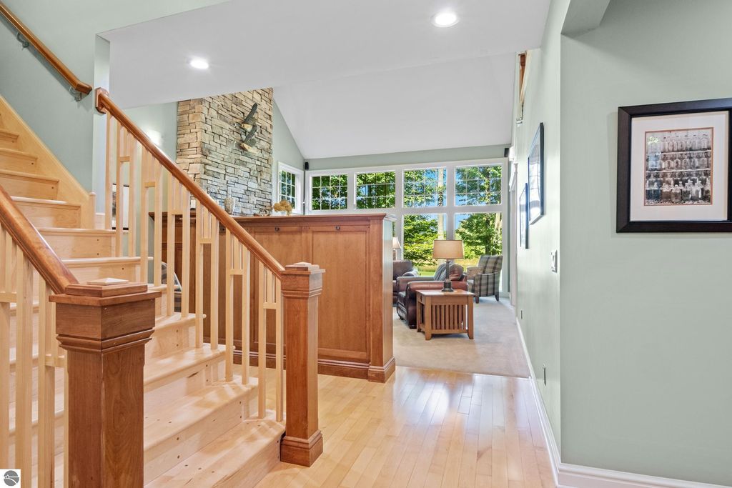 Image 7 of property listing at 3994 Harbour Town, Bellaire, MI 49615