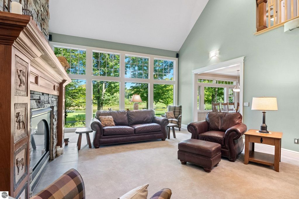 Image 9 of property listing at 3994 Harbour Town, Bellaire, MI 49615