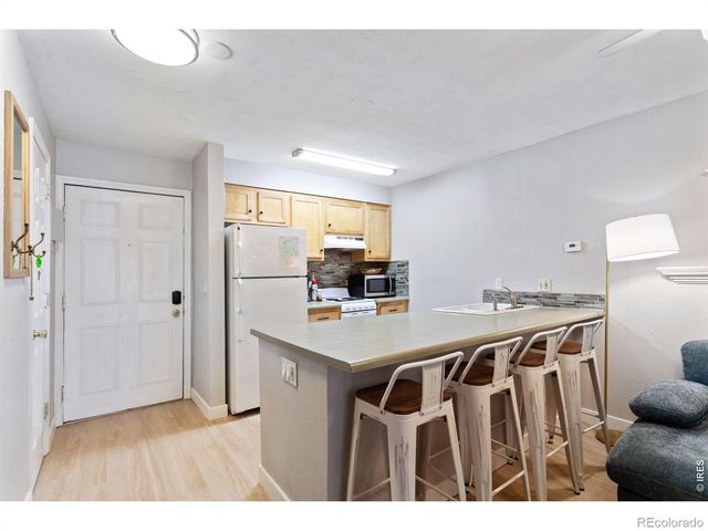 1200 College Avenue 102, Boulder, CO 80302