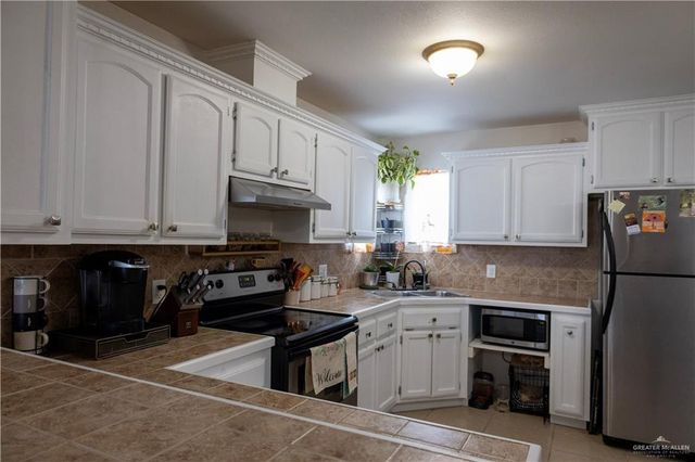2110 Mauve Drive, Mission, TX 78572