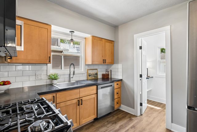 916 Ardmore Street SE, Grand Rapids, MI 49507