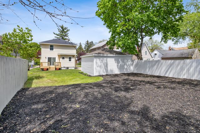 916 Ardmore Street SE, Grand Rapids, MI 49507