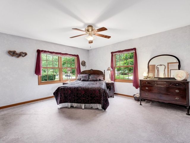 449 Arbor Avenue, West Chicago, IL 60185