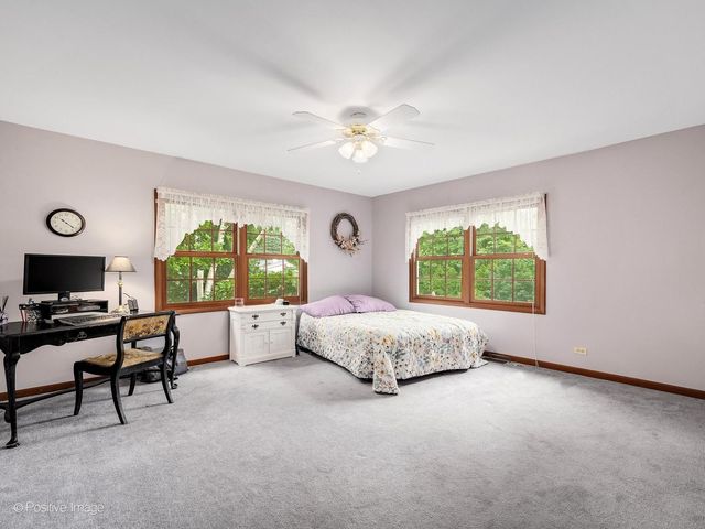 449 Arbor Avenue, West Chicago, IL 60185
