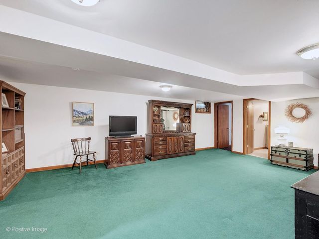 449 Arbor Avenue, West Chicago, IL 60185