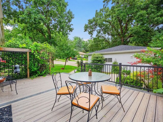 449 Arbor Avenue, West Chicago, IL 60185