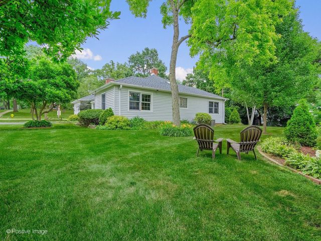 449 Arbor Avenue, West Chicago, IL 60185