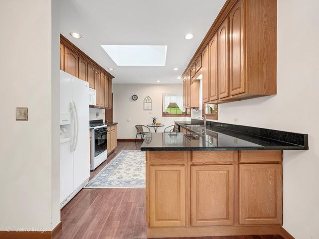 449 Arbor Avenue, West Chicago, IL 60185