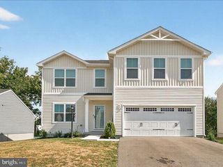 42 RAYMOND XING, Hagerstown, MD 21740