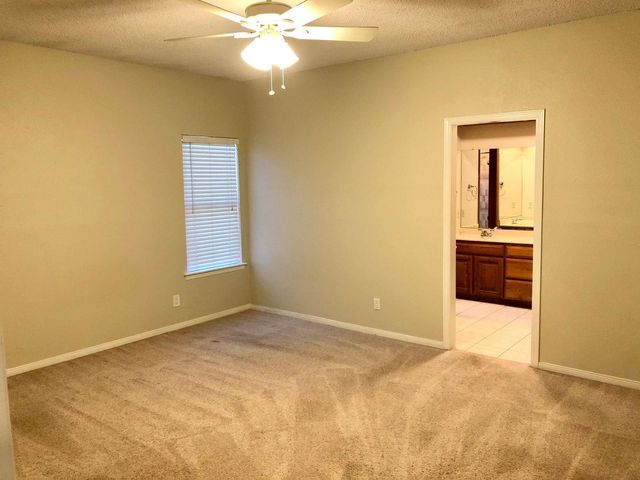 11403 Oak Knoll DR, Austin, TX 78759