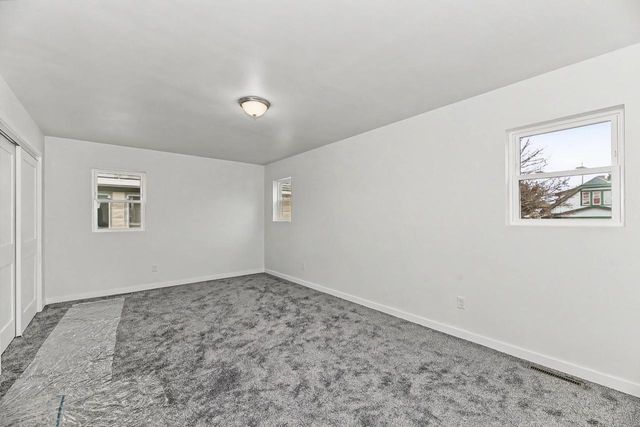 3625 E Somers AVENUE, Cudahy, WI 53110