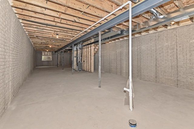 3625 E Somers AVENUE, Cudahy, WI 53110