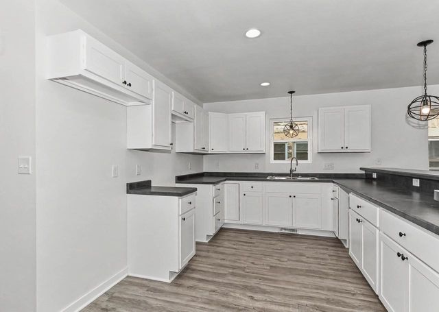 3625 E Somers AVENUE, Cudahy, WI 53110