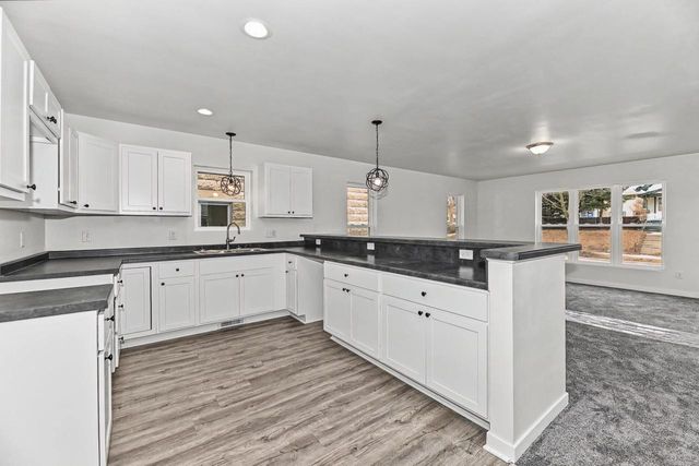 3625 E Somers AVENUE, Cudahy, WI 53110