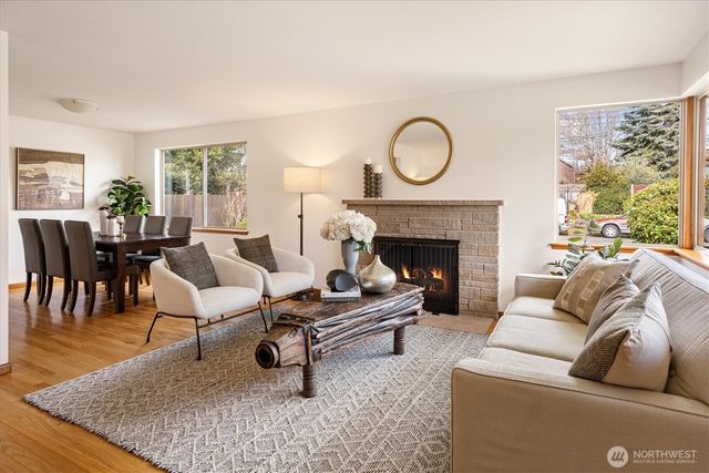 5819 30th Avenue NW, Seattle, WA 98107