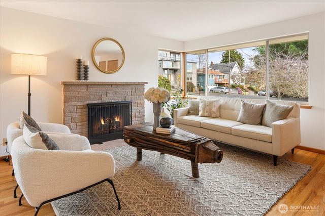 5819 30th Avenue NW, Seattle, WA 98107