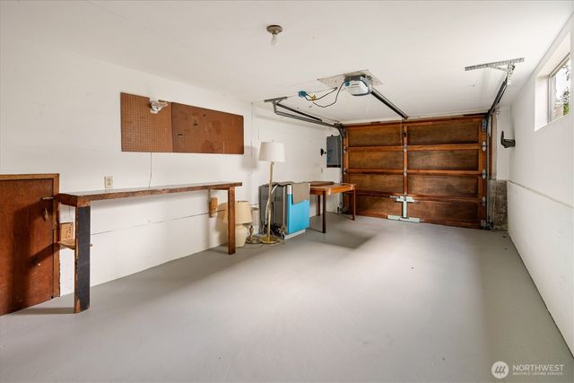 5819 30th Avenue NW, Seattle, WA 98107