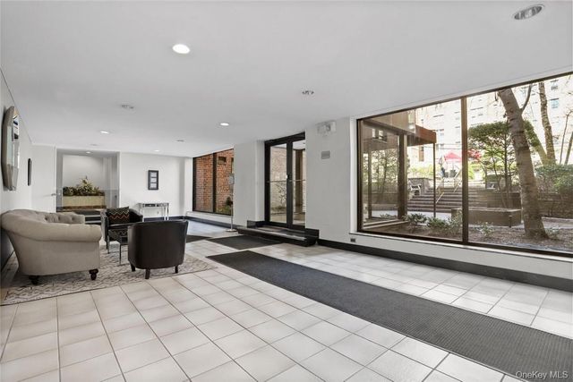 10 Franklin Avenue 1EFF, White Plains, NY 10601