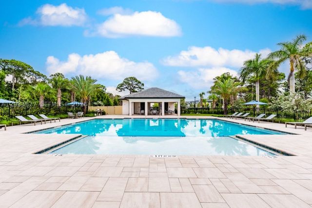 4280 Efendi Drive, Lantana, FL 33462
