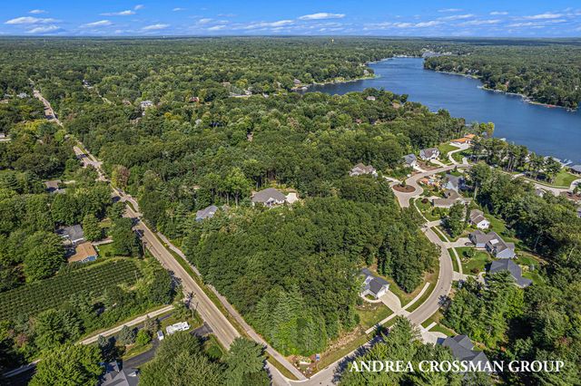 16179 Coventry Lane 30, Spring Lake, MI 49456