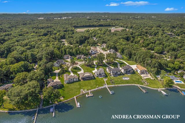 16179 Coventry Lane 30, Spring Lake, MI 49456