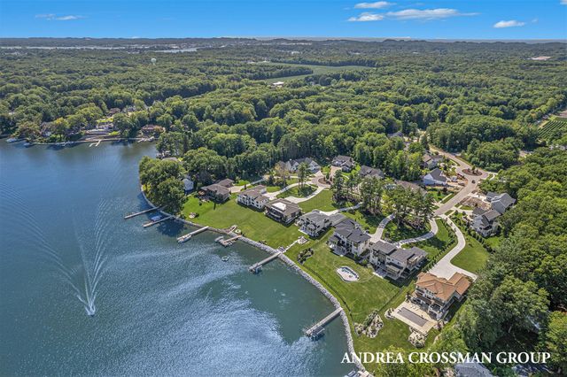 16179 Coventry Lane 30, Spring Lake, MI 49456
