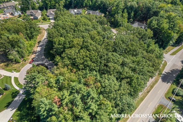 16179 Coventry Lane 30, Spring Lake, MI 49456
