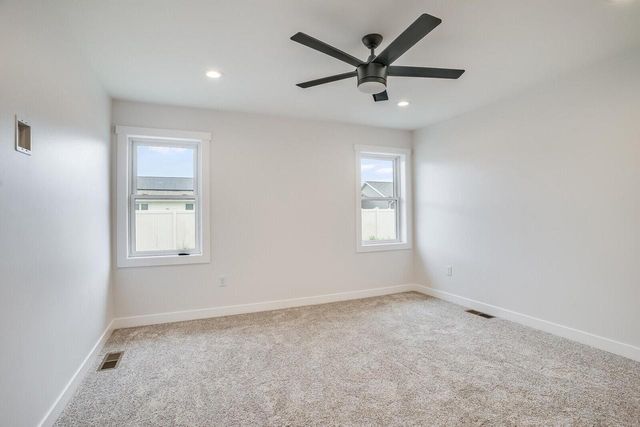 1627 Red Clover STREET, Holmen, WI 54636