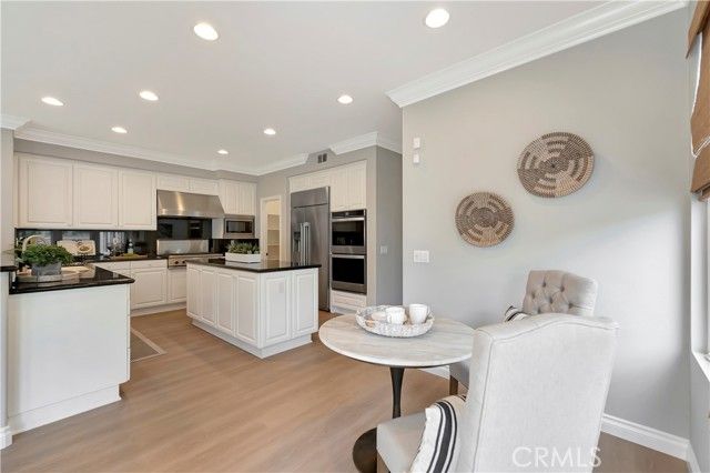 19140 Chandon Lane, Huntington Beach, CA 92648