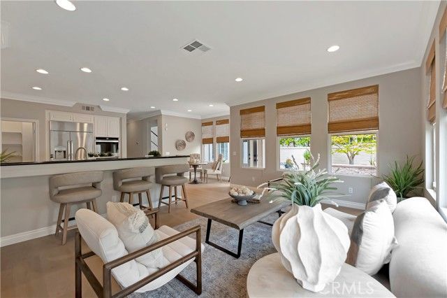 19140 Chandon Lane, Huntington Beach, CA 92648