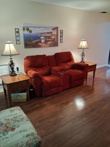 6770 RIVIERA N, Pinellas Park, FL 33781