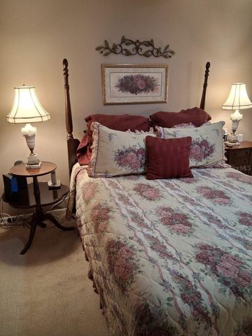 6770 RIVIERA N, Pinellas Park, FL 33781