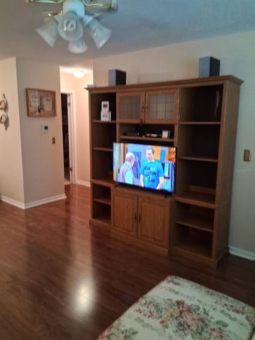 6770 RIVIERA N, Pinellas Park, FL 33781