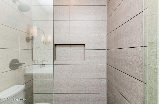 11614 Sweetflag Cir, Prospect, KY 40059