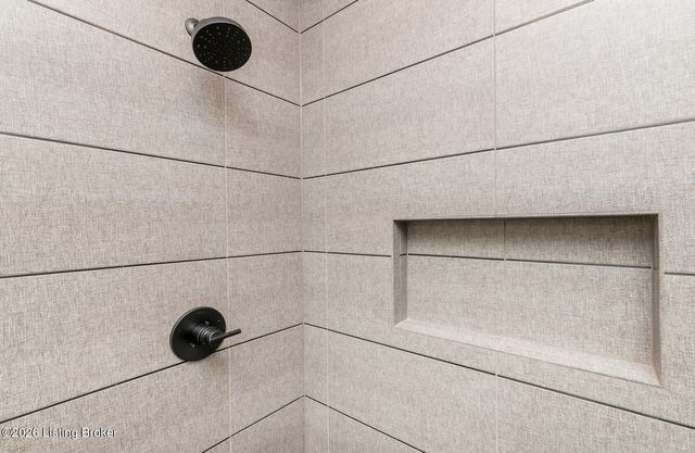 11614 Sweetflag Cir, Prospect, KY 40059