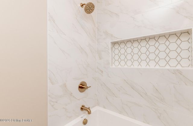 11614 Sweetflag Cir, Prospect, KY 40059