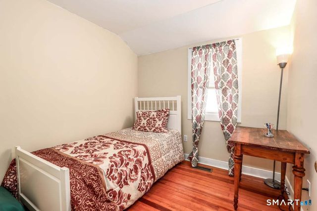 70 Dodgingtown Road, Bethel, CT 06801